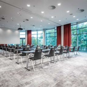 Bull & Bear meeting room with Classroom seating