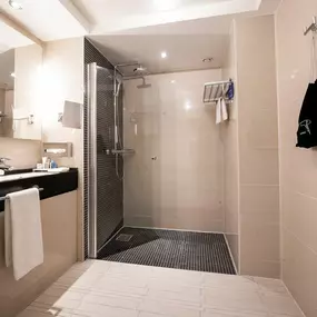 Premium Room Bathroom