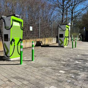 Car charging station