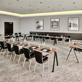 Meeting Room - Airport 1 - U Shape
