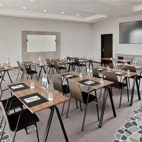 Meeting Room - Terminal - Classroom Shape