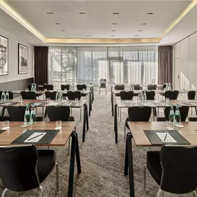 Meeting Room - Airport 1 - Classroom Shape