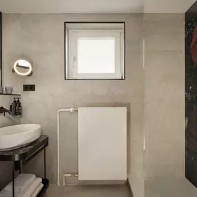 Premium Room Bathroom