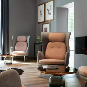 Reception lounge