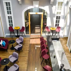Upside Down Bar and Restaurant