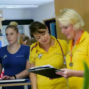 Bild von Heiner Müller Philipps Sohn, Dr.med. Melanie Adelhardt, Dr.med. Vera Schuster