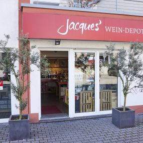 Bild von Jacques’ Wein-Depot Hürth