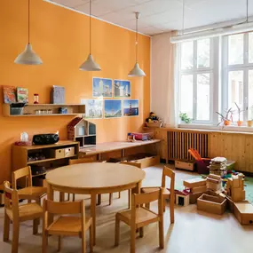 Fröbel-Kindergarten Zwergenland in Leipzig, Raumbeispiel © 2024 Franziska Werner (FeinesBild) für Fröbel e.V. Alle Rechte vorbehalten.