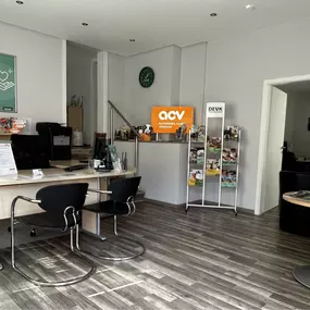 Beratung in der Versicherungsagentur - DEVK Versicherung in Friedberg