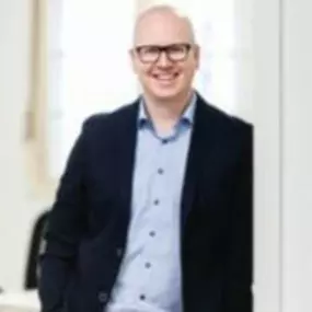 Bild von DEVK Versicherungen: Nils Mitrenga