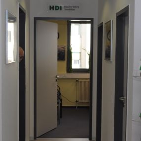 Eingang zur HDI Agentur Timo Föhles
