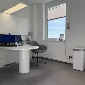 Innenaufnahme vom Hörstudio von GEERS