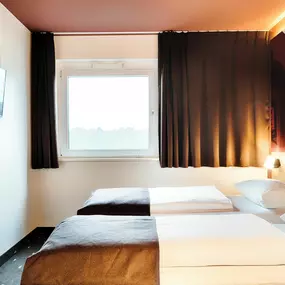 Bild von B&B HOTEL Wiesbaden-Hbf