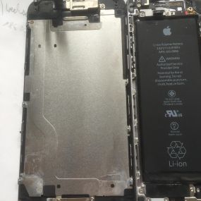 Bild von PHONE LINE Reparatur-Center - Apple iPhone und Smartphone Reparaturen