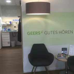 GEERS Solingen Wartebereich