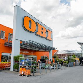 OBI Markt-Eingang Hassfurt