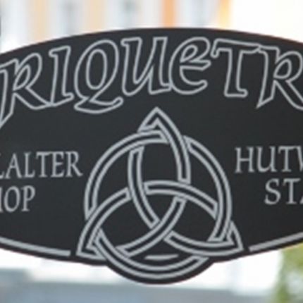 Logo de Triquetra - Mittelalter-Shop & Hutdesign