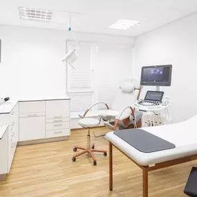 Bild von Frauenarztpraxis Dr. med. Henric Peper mit Fachärztin Katja Rode (angestellt)