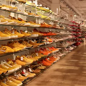 MUECKE in München im daseinstein Einkaufszentrum Schuhabteilung