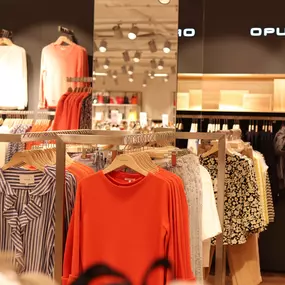 MUECKE in München im daseinstein Einkaufszentrum Damenmode