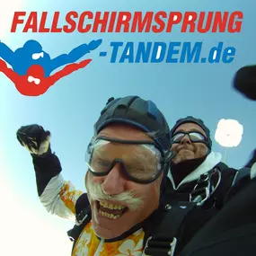 Fallschirm Tandemsprung Bayern