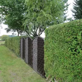 Bild von Schneefrei Hanl GmbH Winterdienst - Gartenpflege - Straßenreinigung - Aufgangsreinigung