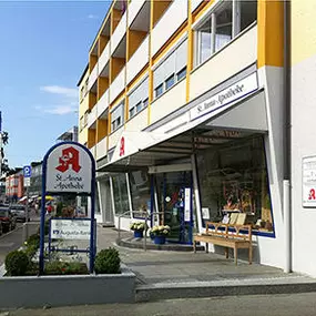 Aussenansicht der St. Anna Apotheke Göggingen e.K.