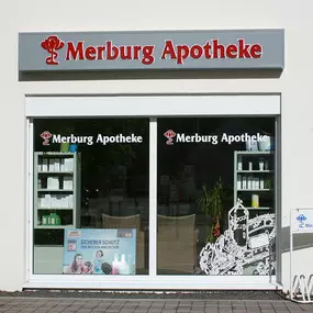 Aussenansicht der Merburg-Apotheke