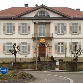 Aussenansicht der Stadt-Apotheke Neckarbischofsheim