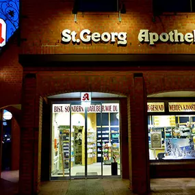 Aussenansicht der St. Georg-Apotheke