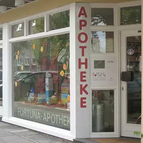 Aussenansicht der Fortuna-Apotheke