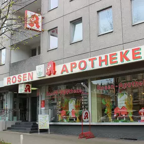 Aussenansicht der Rosen-Apotheke