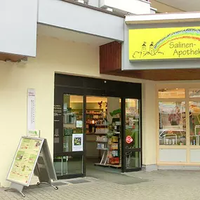 Aussenansicht der Salinen-Apotheke