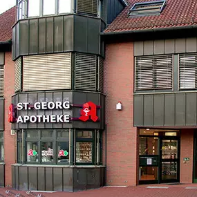 Aussenansicht der St. Georg-Apotheke