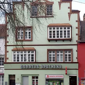 Aussenansicht der Donatus-Apotheke