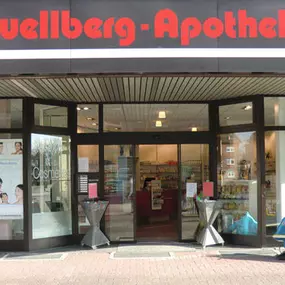 Aussenansicht der Quellberg-Apotheke