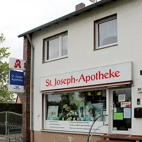 Aussenansicht der St. Joseph-Apotheke