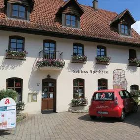 Aussenansicht der Schloß-Apotheke