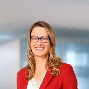 Marina Adler, Versicherungsfachfrau (IHK), Generalagentur der Signal Iduna