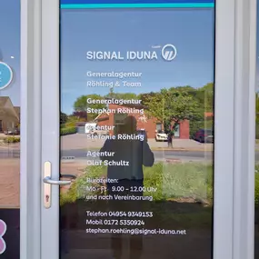 Agentur Einganstür