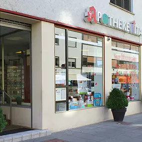 Aussenansicht der Apotheke VITA Bad Cannstatt