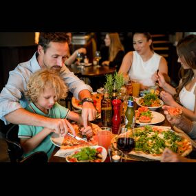 L Osteria gemeinsames Essen mit der Familie