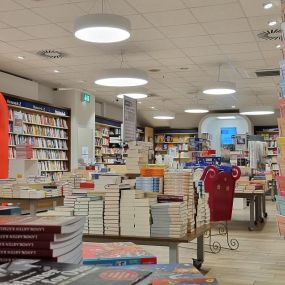 LUDWIG - Die Buchhandlung im HBF Köln, B-Passage