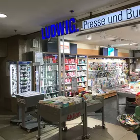 Buchhandlung Ludwig Alexanderplatz Basement