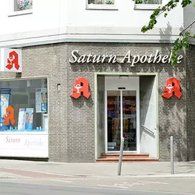 Aussenansicht der Saturn-Apotheke