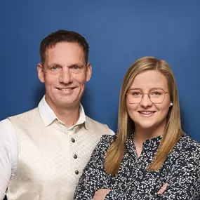 Hauptvertreterin Sarah Rohmeier 
und
Hauptvertreter Steffen Rohmeier