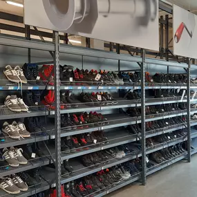 Schuhregal Hermann Ladenbau Tegometall Service Center München