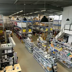 Standortbild Innenraum Lager MEGA eG Plauen, Großhandel für Maler, Bodenleger und Stuckateure