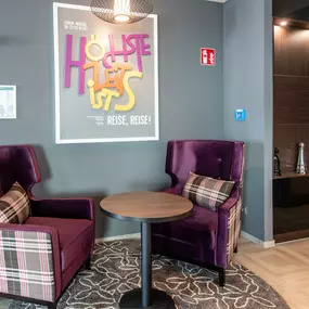 Premier Inn Stuttgart City Centre hotel lounge