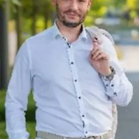 Bild von DEVK Versicherungen: Andre Blau